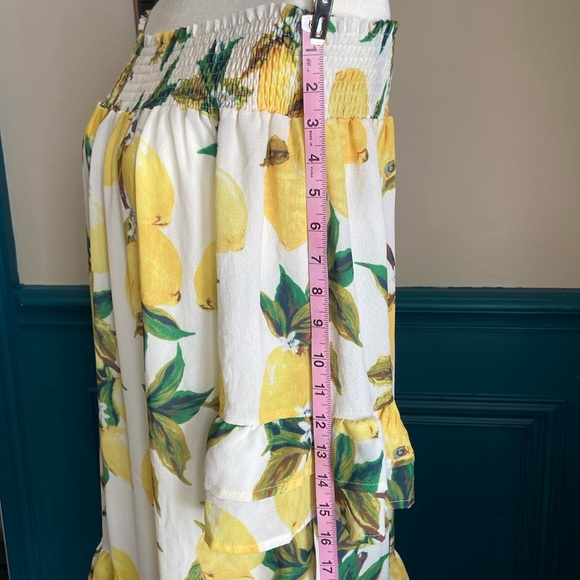 Sale 2/$15* Beautiful lemon print dress or swim cover, on/off shoulder, size M. - Picture 9 of 11
